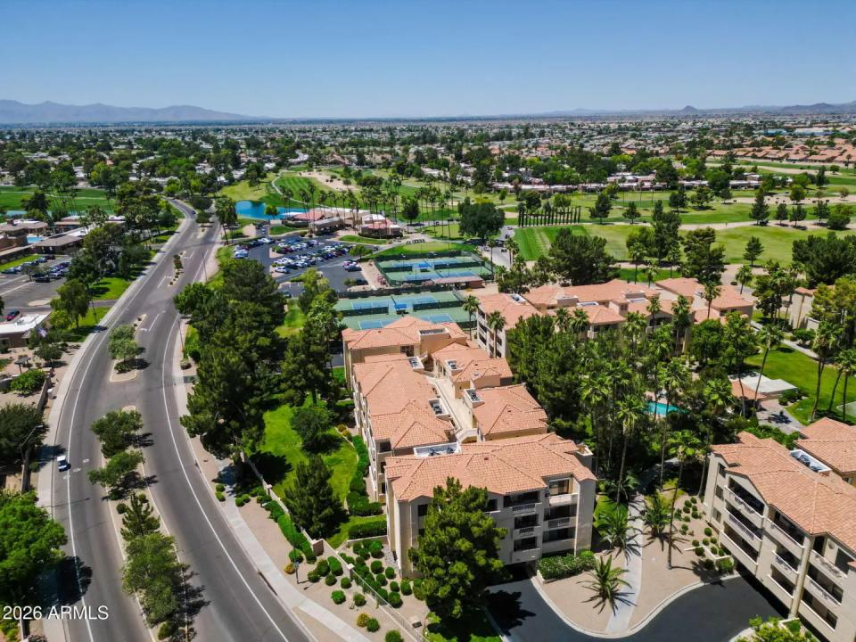 Real Estate Picture 43