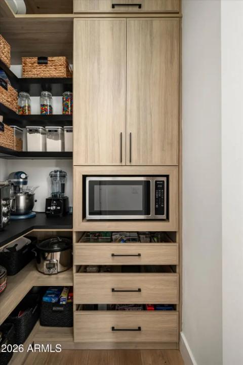 Real Estate Picture 18