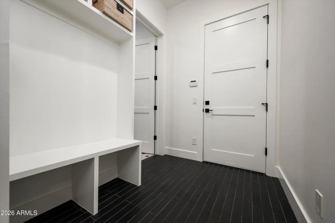 Real Estate Picture 37