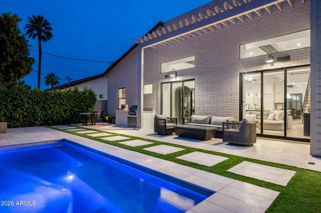 Real Estate Picture 43