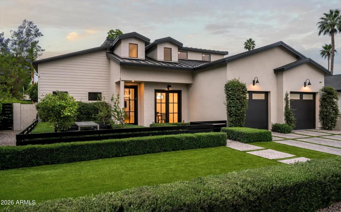 Real Estate Picture 50