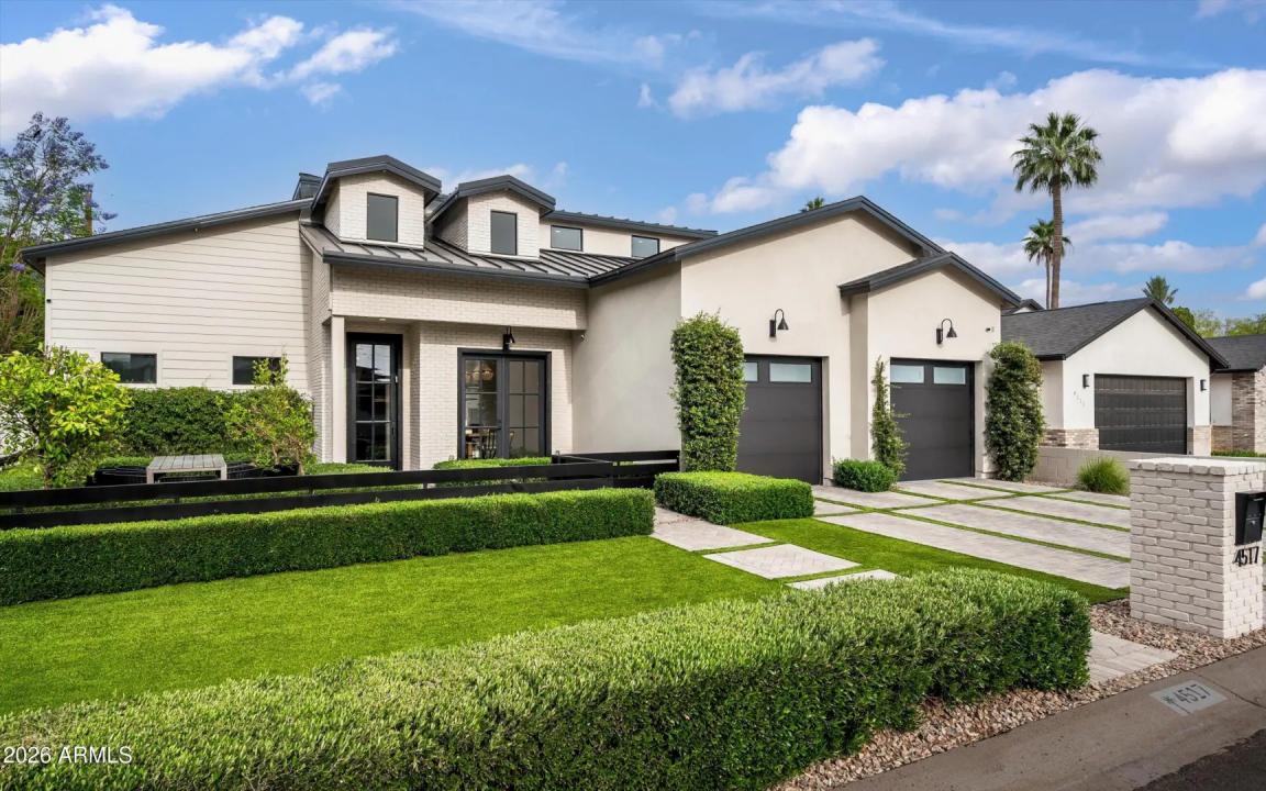 Real Estate Picture 3