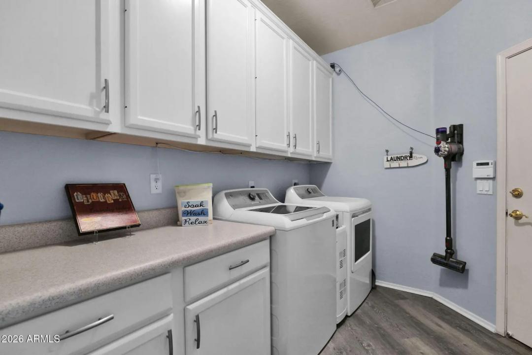 Real Estate Picture 21