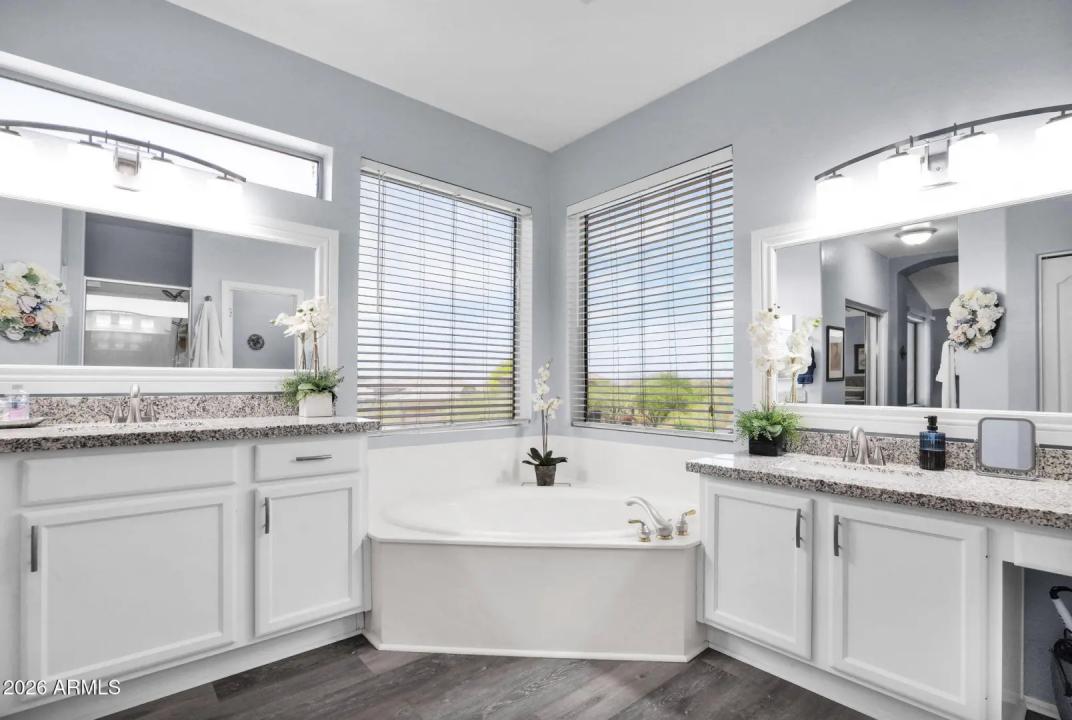 Real Estate Picture 29