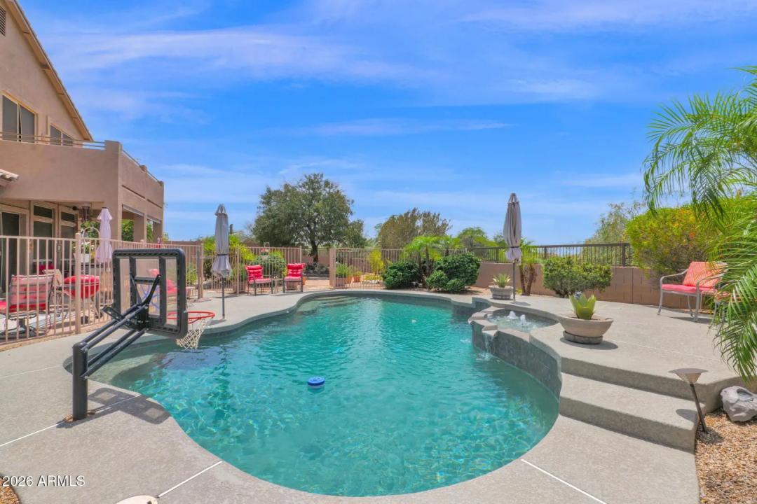 Real Estate Picture 38