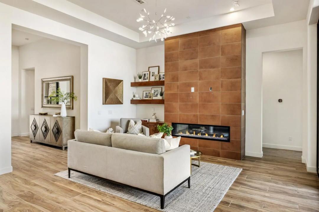 Real Estate Picture 13
