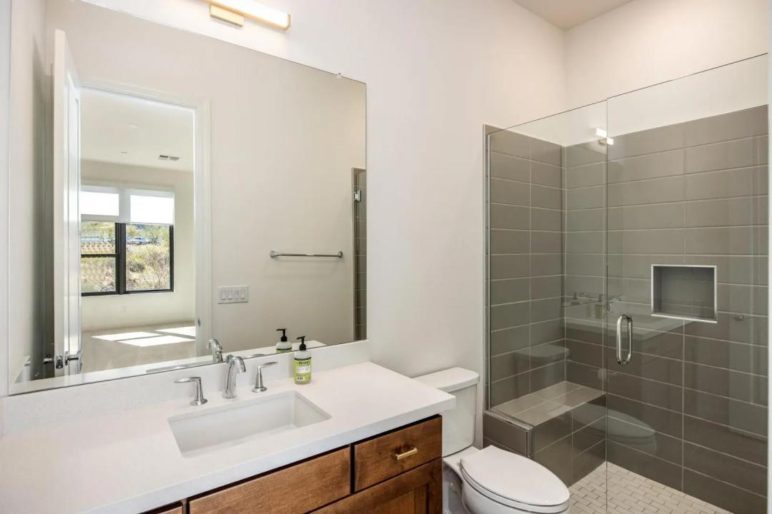 Real Estate Picture 58