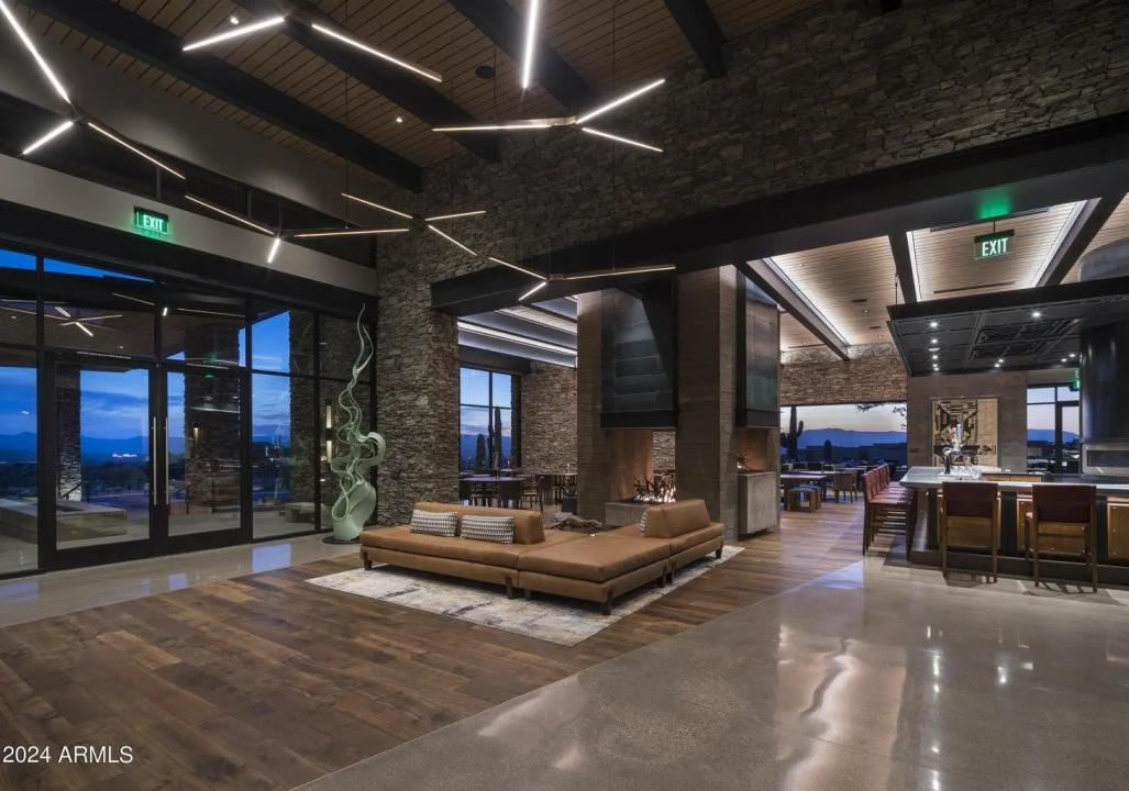 Real Estate Picture 96