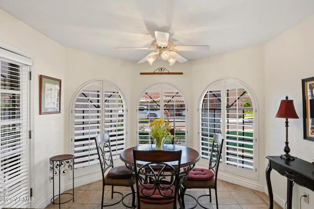 Real Estate Picture 21