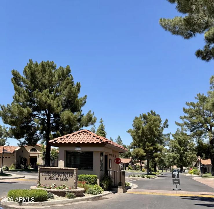 Real Estate Picture 15