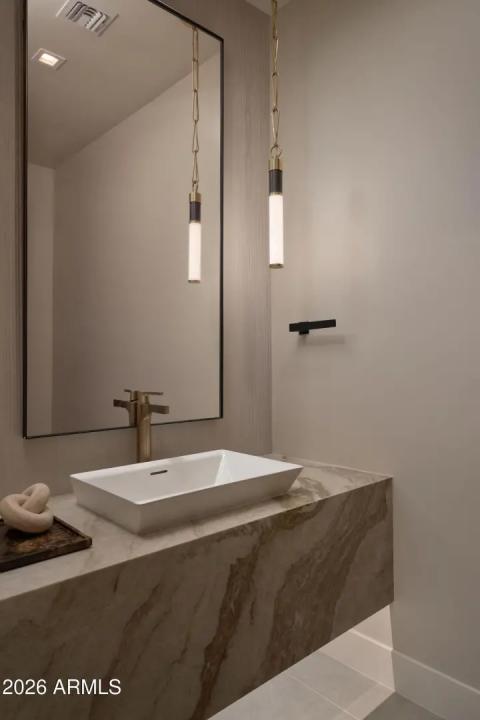 Real Estate Picture 8