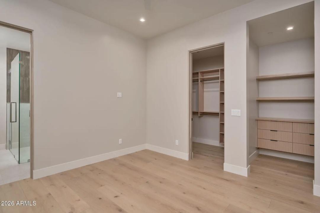 Real Estate Picture 17