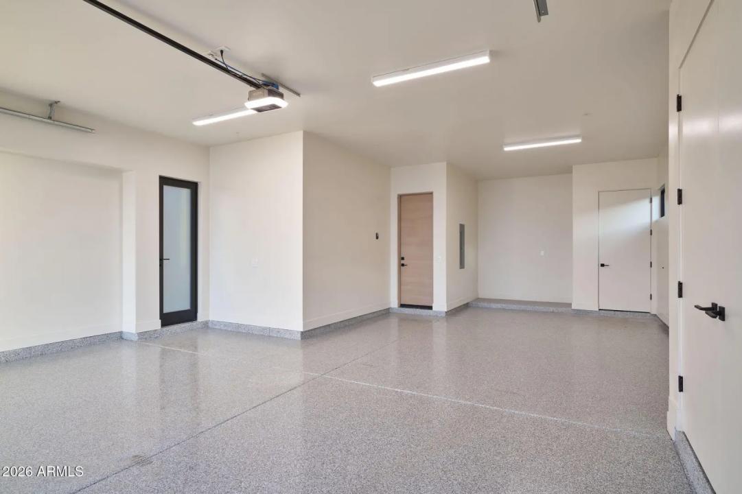 Real Estate Picture 20