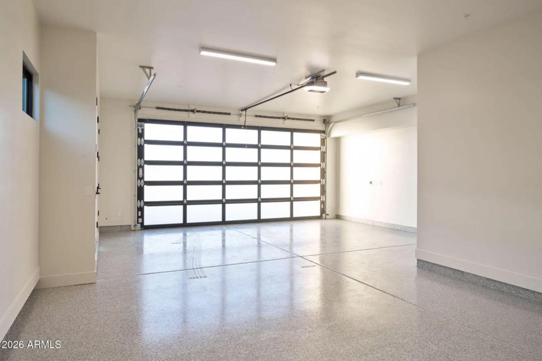 Real Estate Picture 21