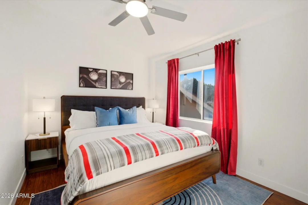 Real Estate Picture 29