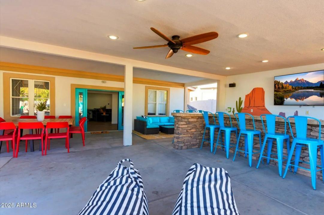 Real Estate Picture 18