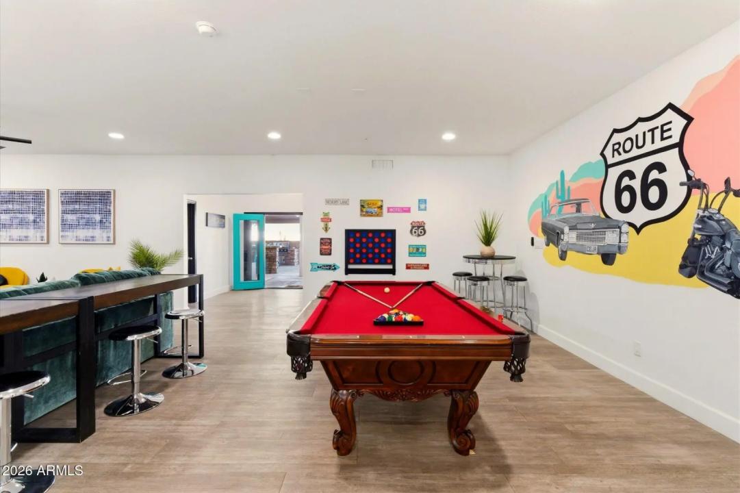 Real Estate Picture 30