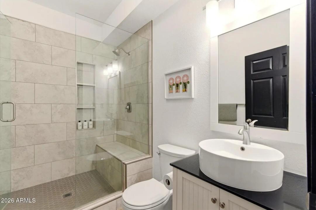 Real Estate Picture 35