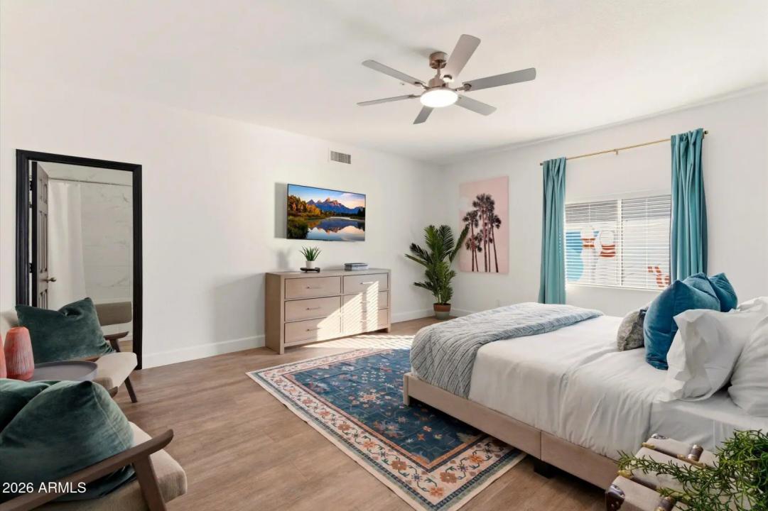 Real Estate Picture 45