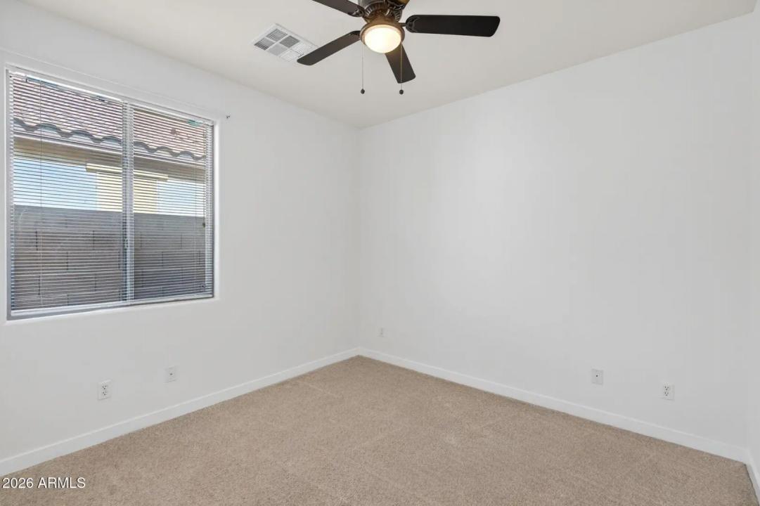 Real Estate Picture 32