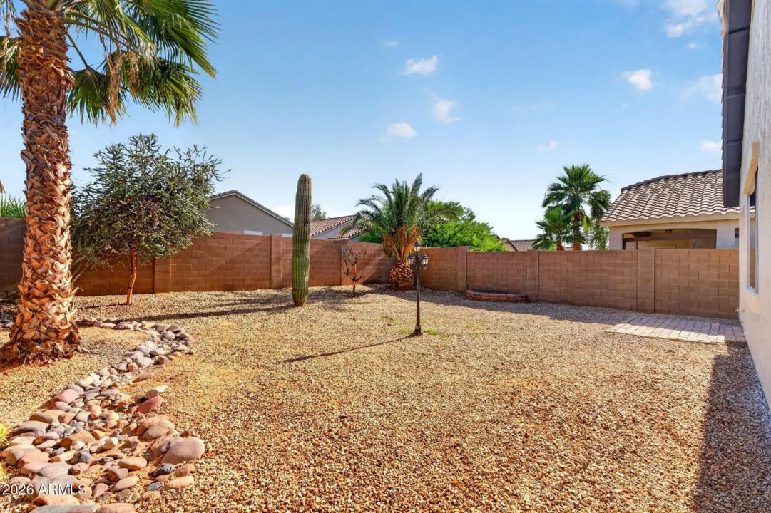 Real Estate Picture 38