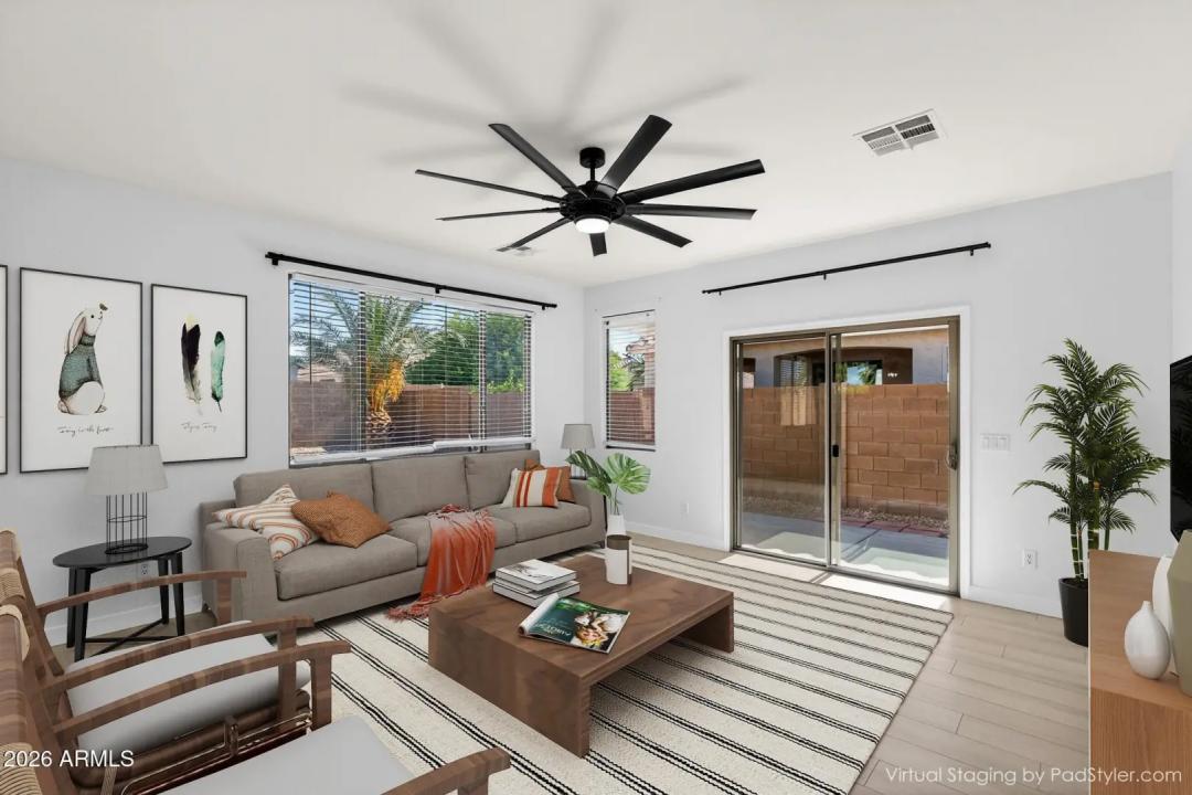 Real Estate Picture 7
