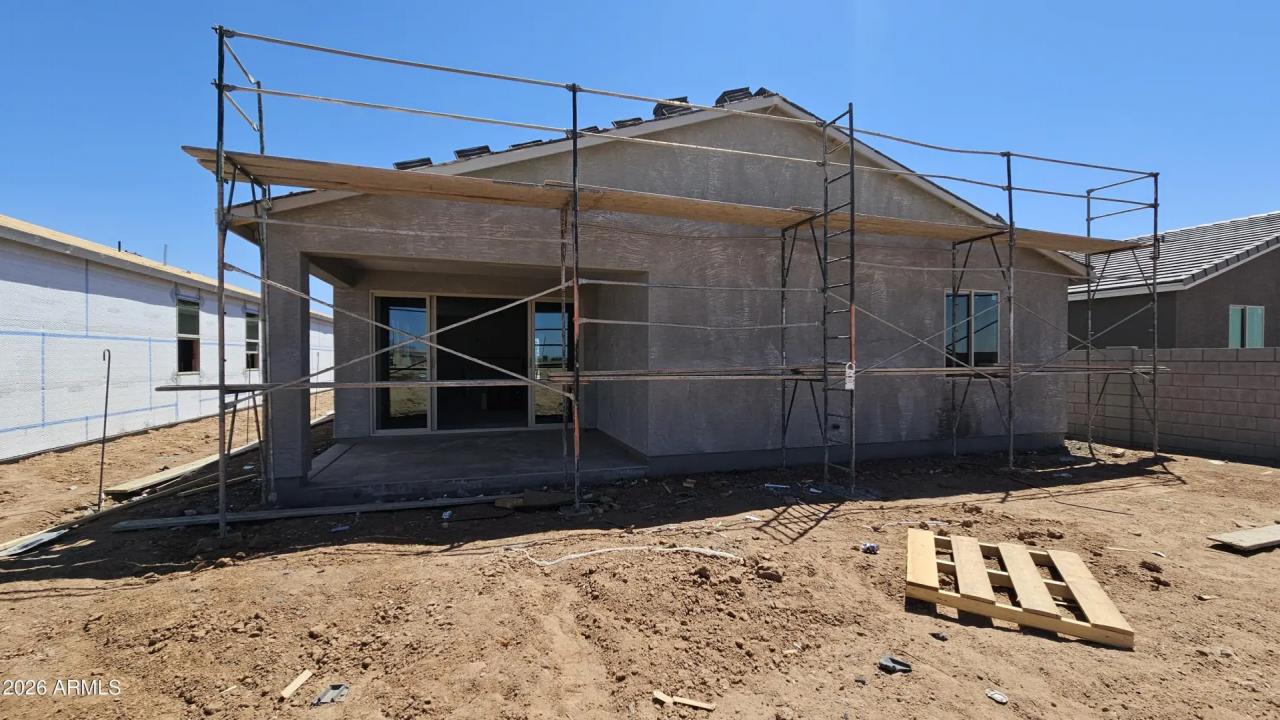 Real Estate Picture 5