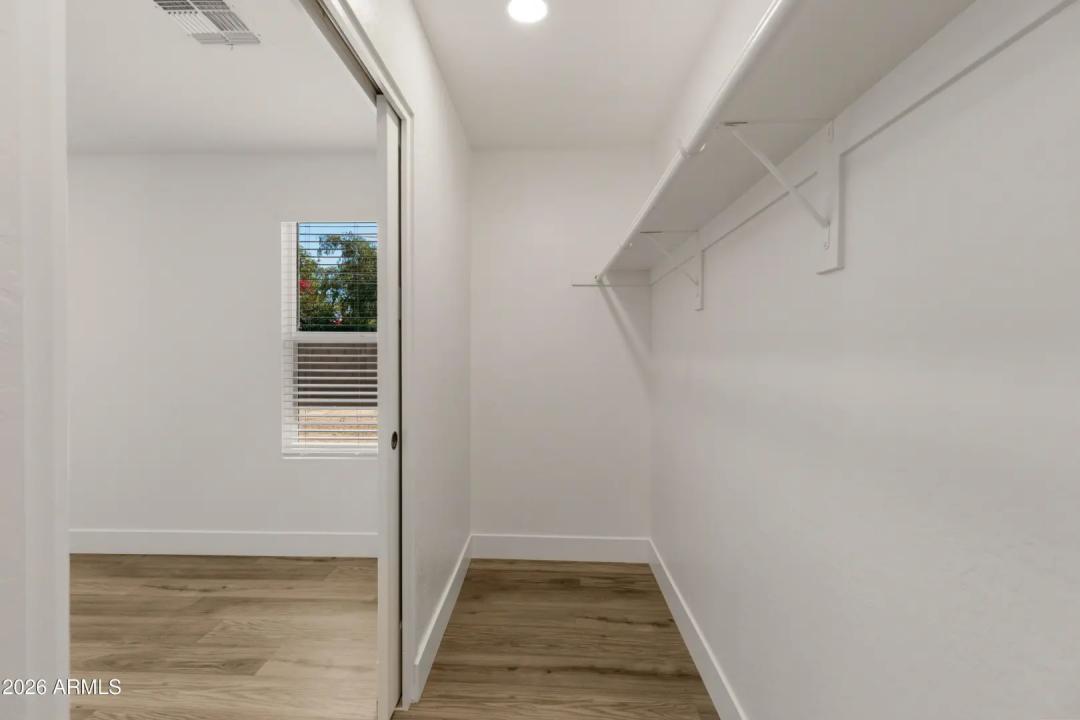 Real Estate Picture 20