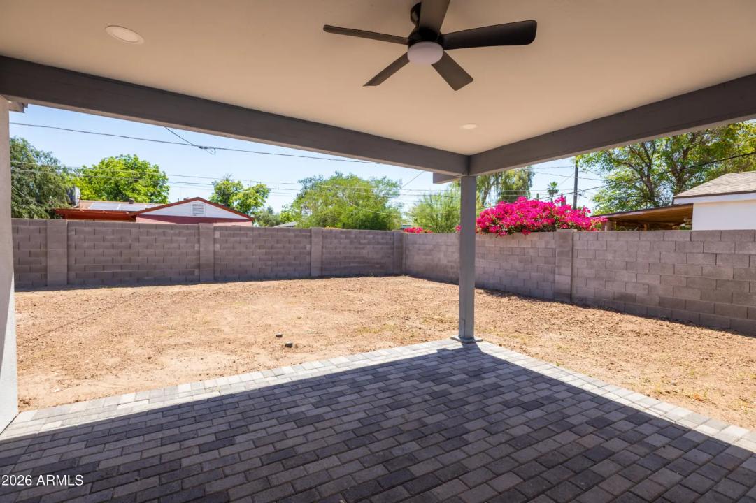 Real Estate Picture 25