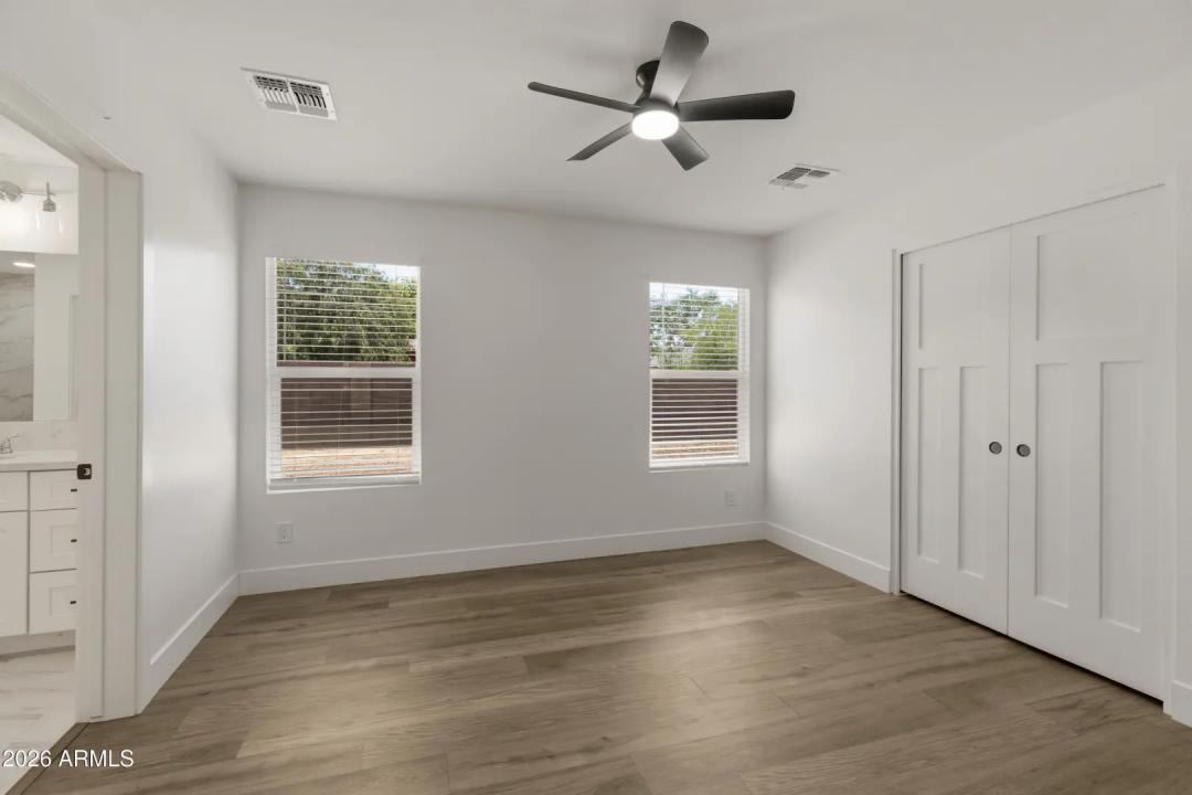 Real Estate Picture 15