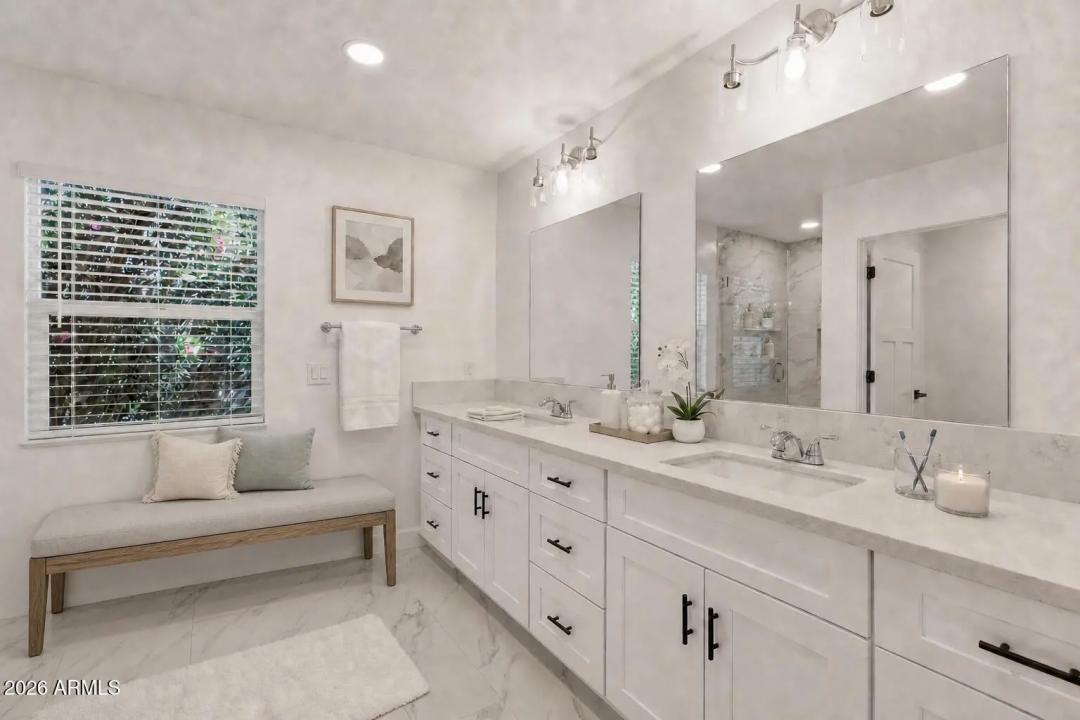 Real Estate Picture 17