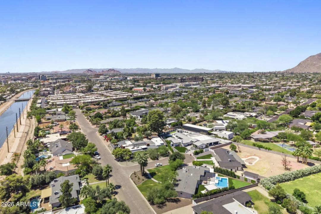 Real Estate Picture 27