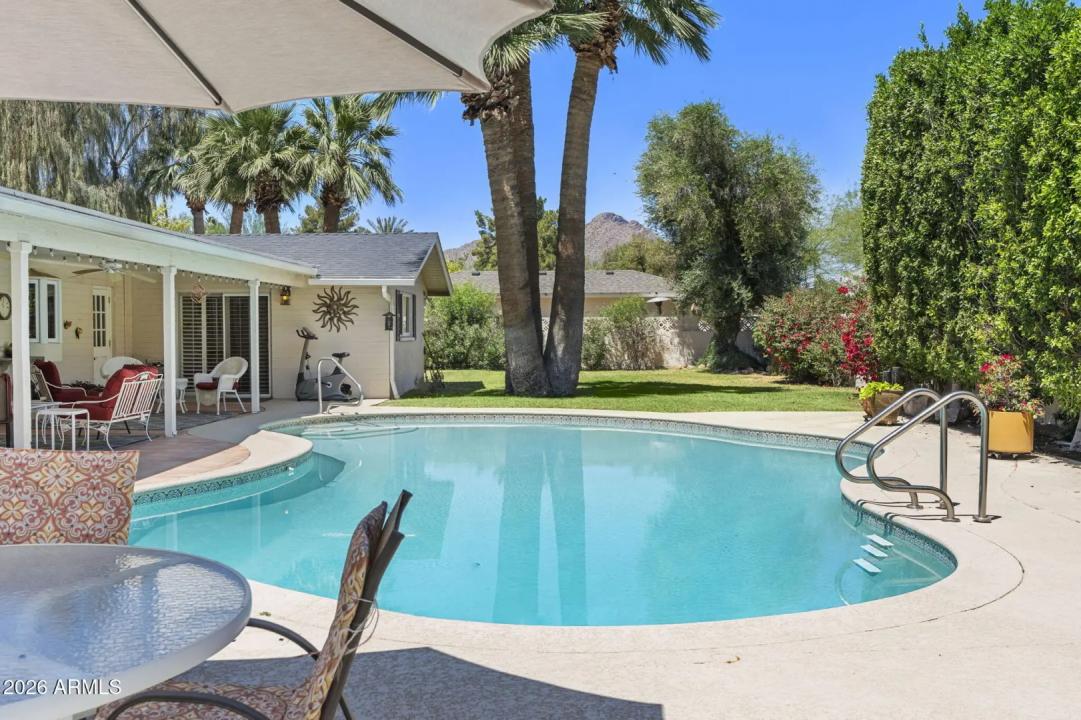Real Estate Picture 21