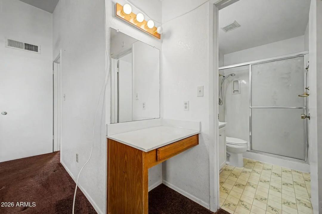 Real Estate Picture 19