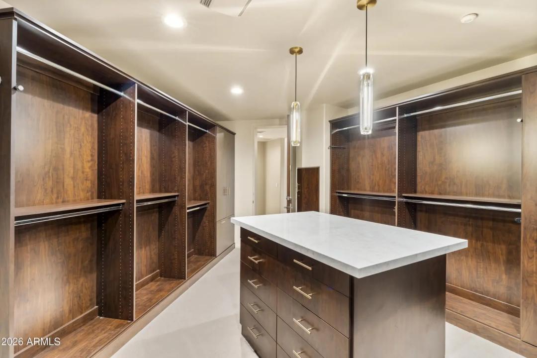 Real Estate Picture 31