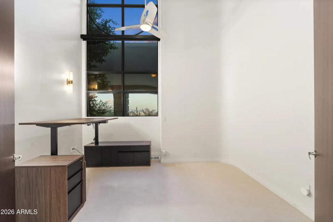 Real Estate Picture 32