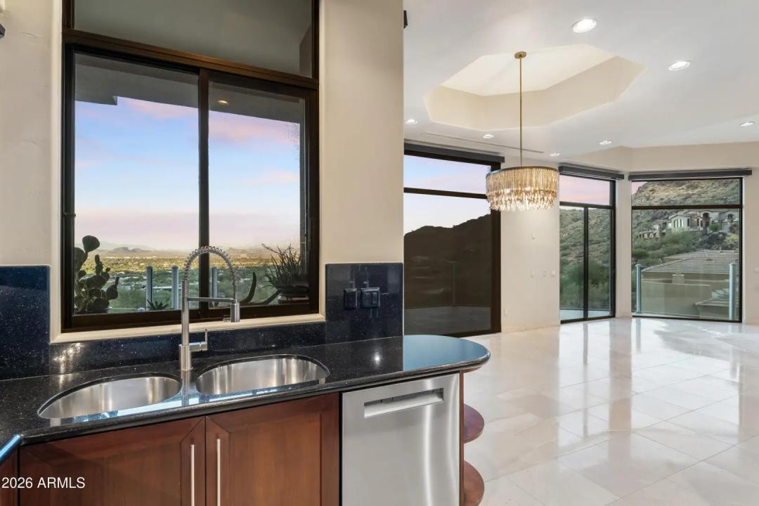 Real Estate Picture 15