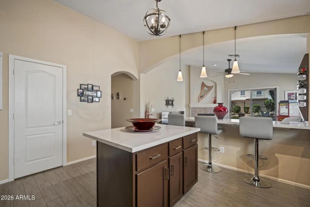 Real Estate Picture 18