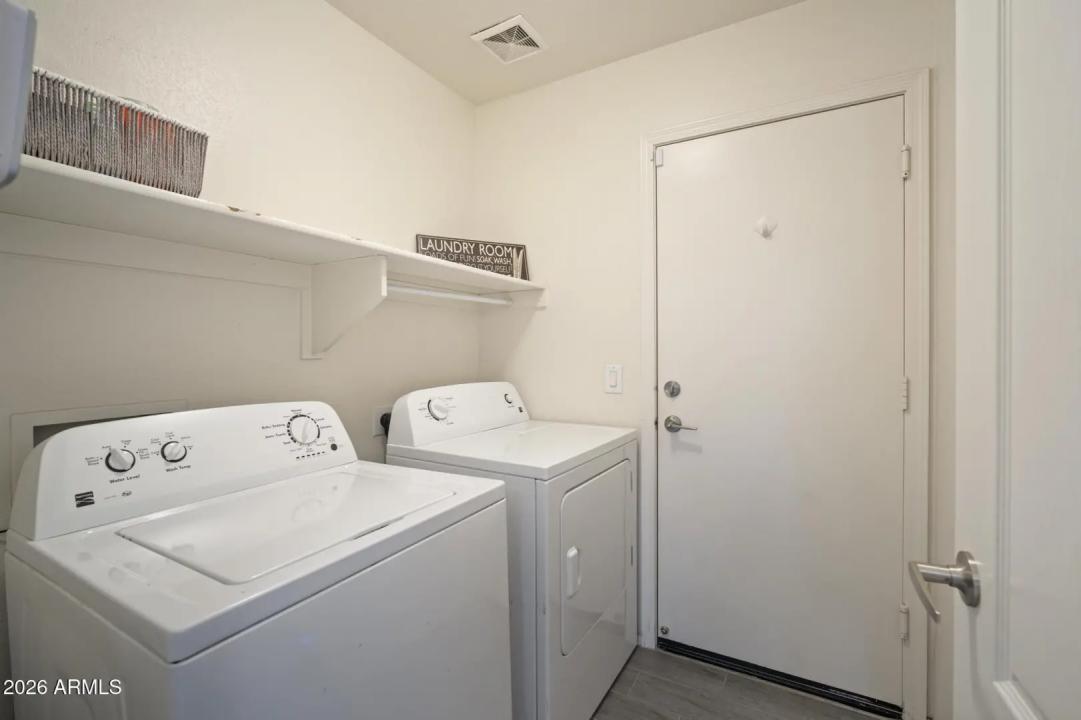 Real Estate Picture 29