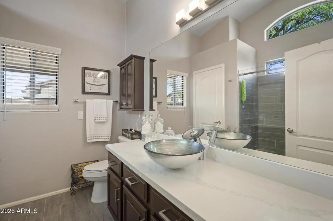 Real Estate Picture 26