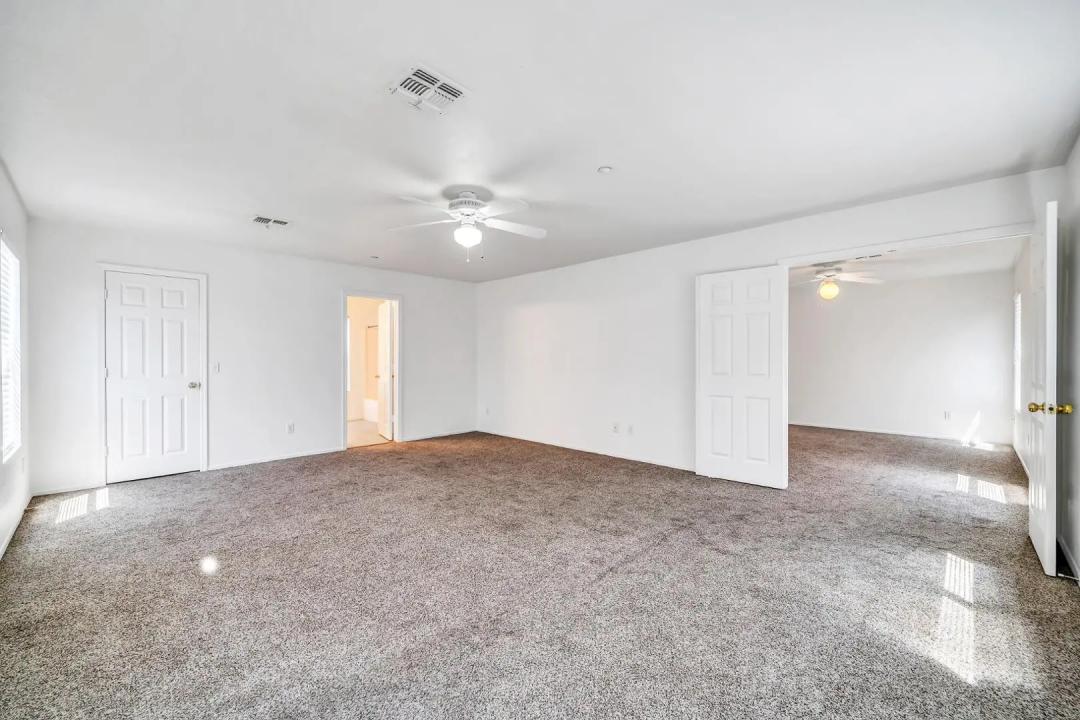 Real Estate Picture 15