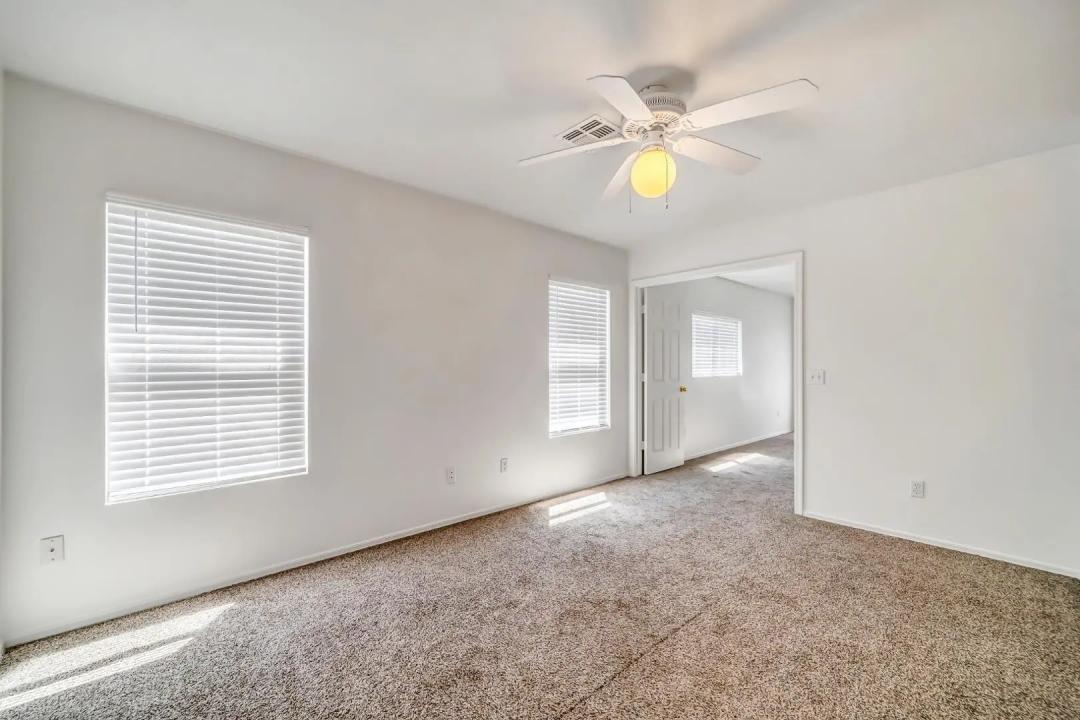 Real Estate Picture 19