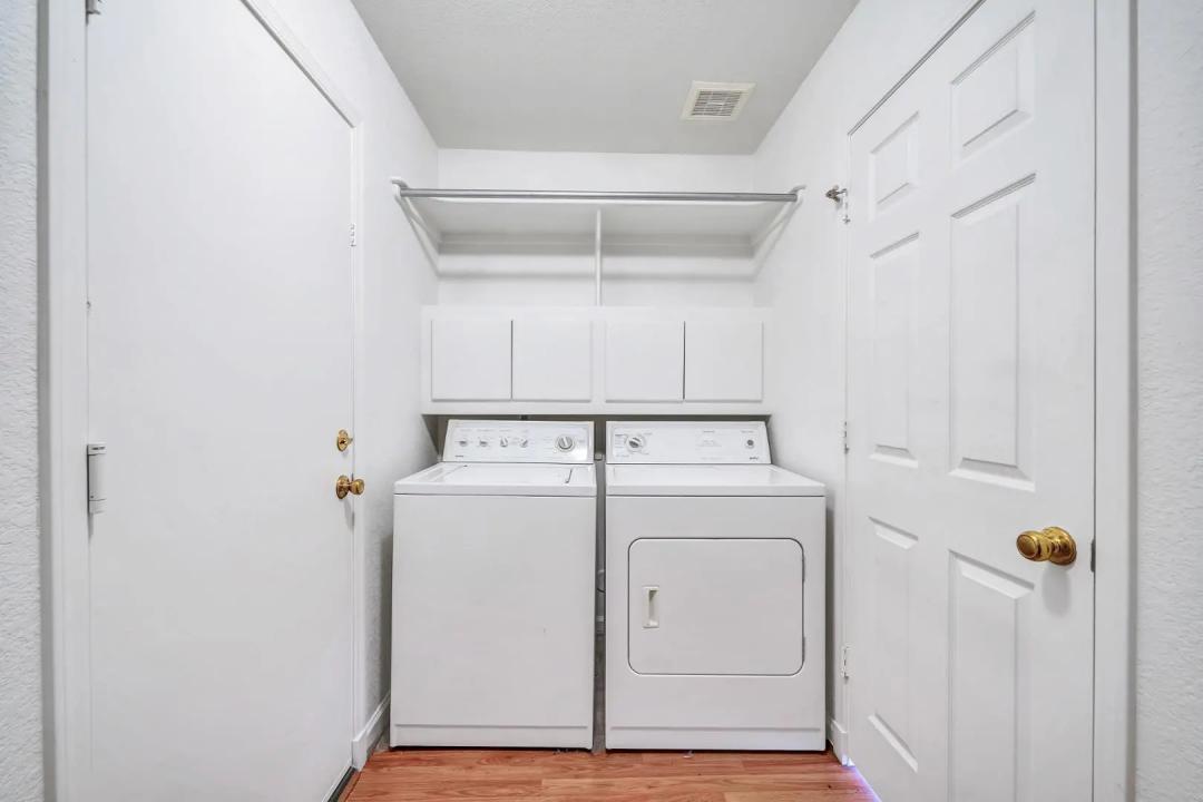 Real Estate Picture 27