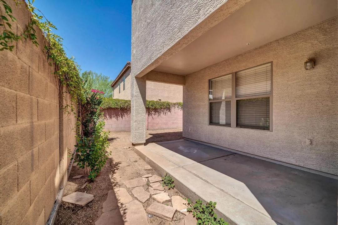 Real Estate Picture 28