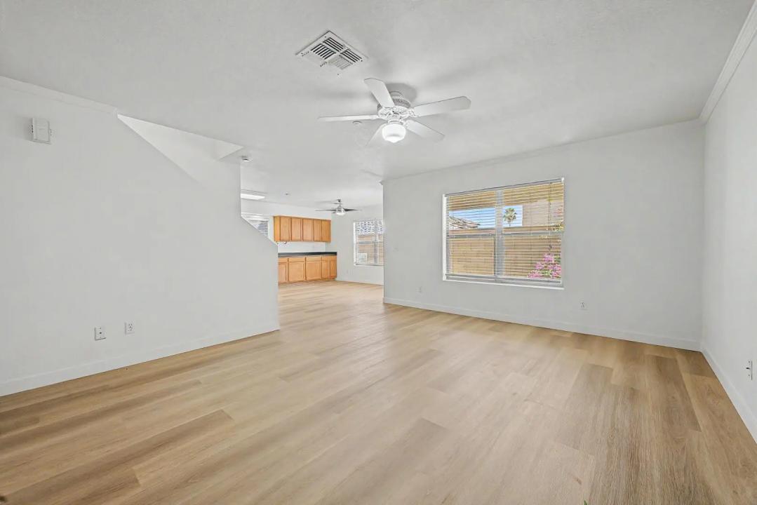 Real Estate Picture 20