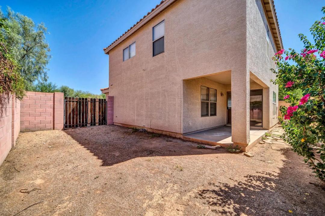 Real Estate Picture 27