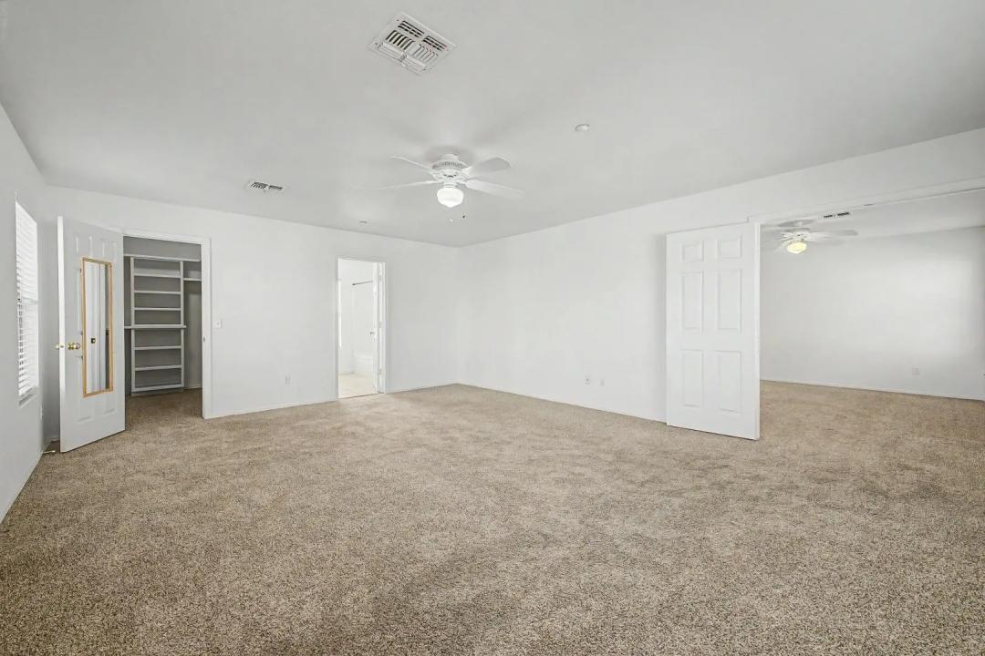 Real Estate Picture 30