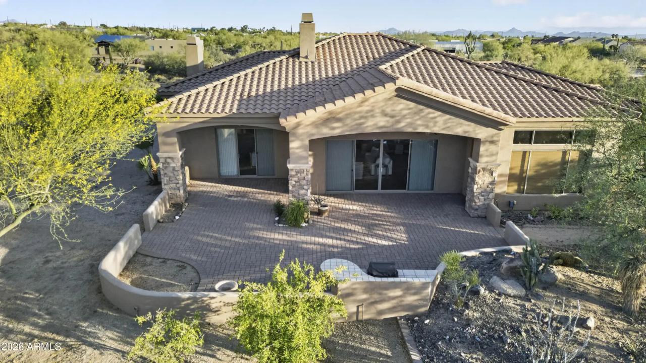Real Estate Picture 25