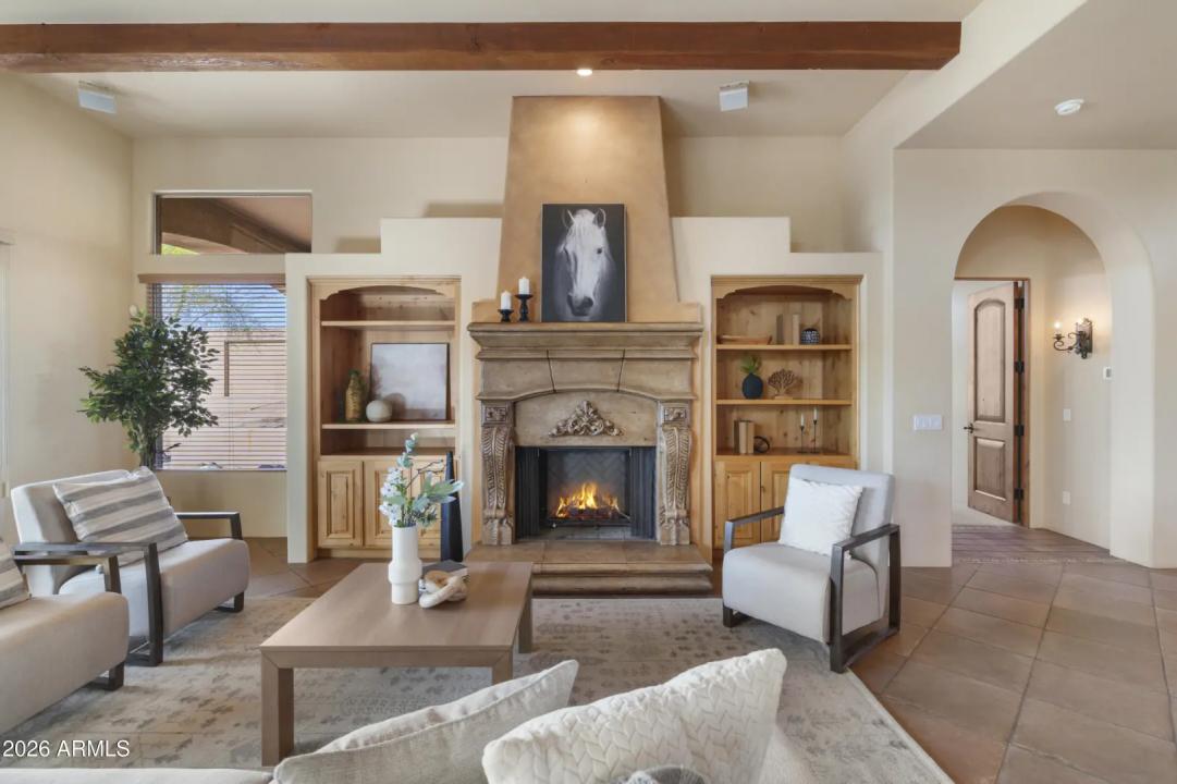 Real Estate Picture 6