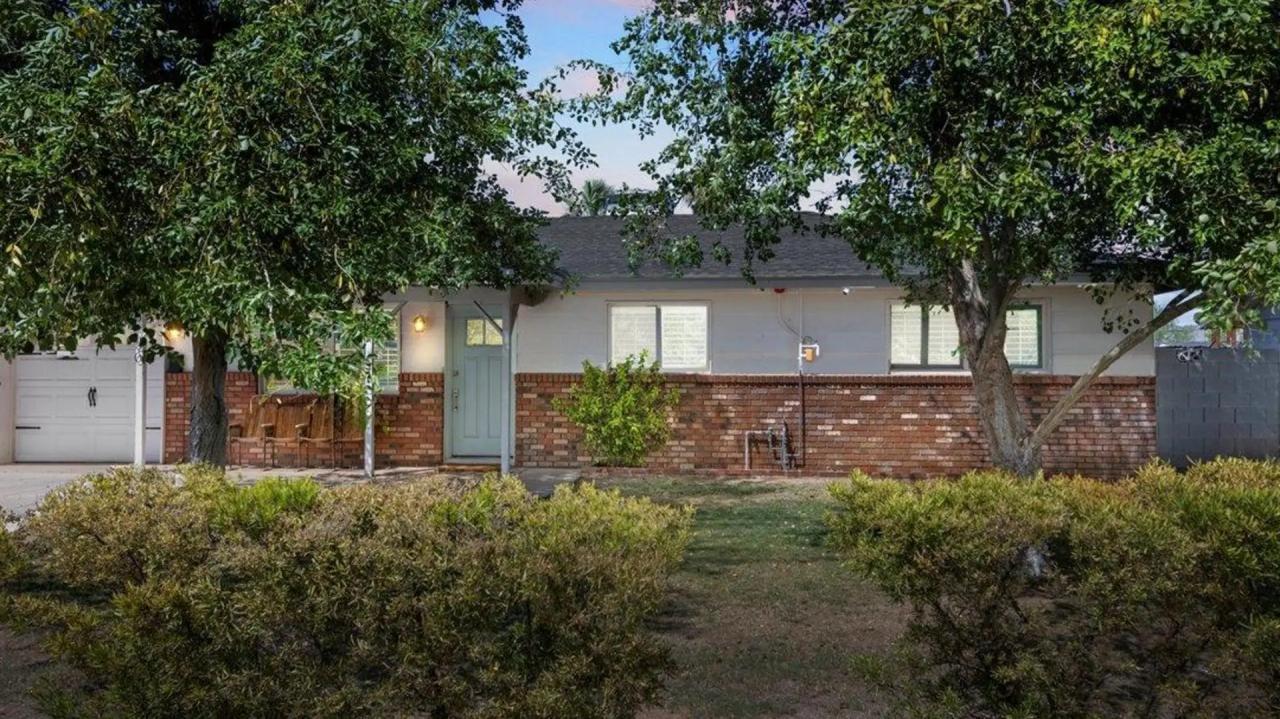 Real Estate Picture 1